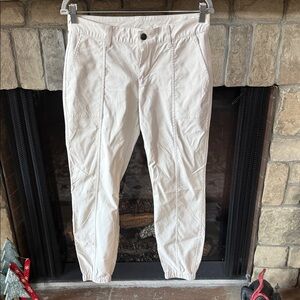 Stio Women's Cream hiking active Joggers pants. Size 8